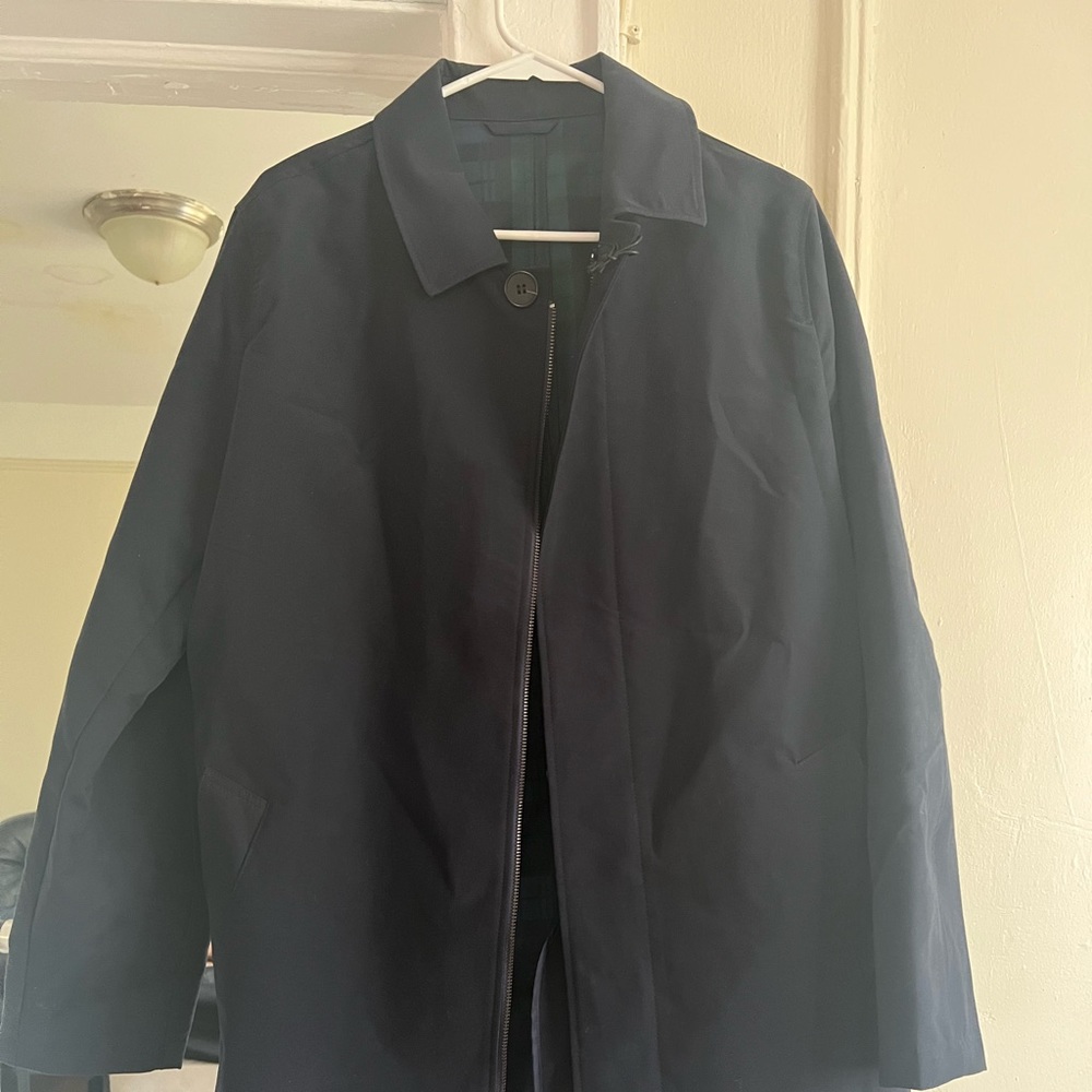 Light weight tench coat